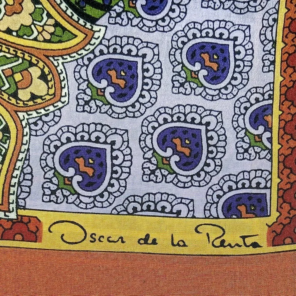 Oscar De La Renta Purple Paisley Heart Silk Fringed Oblong Scarf